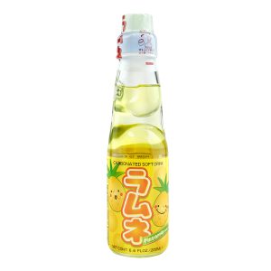 Bautura carbogazoasa cu ananas Ramune 200ml